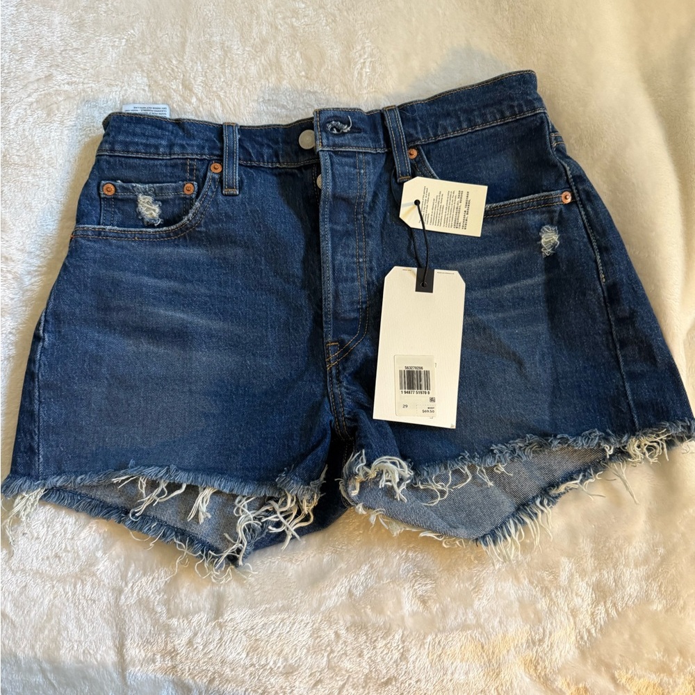 Levi’s Denim Frayed Hem Women Shorts